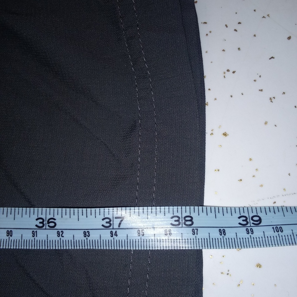 Girls zip off pants/shorts - Picture 4 of 4